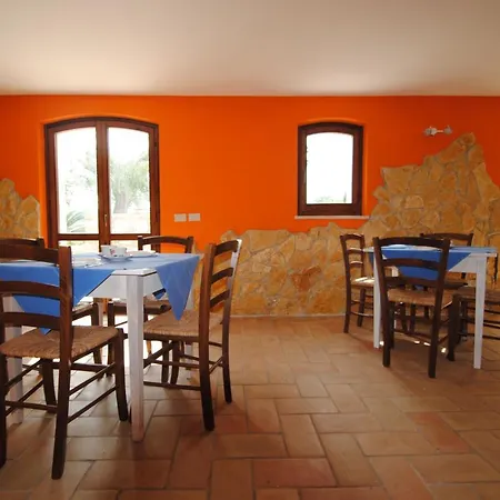 Piccola Terra Country House And Pool *