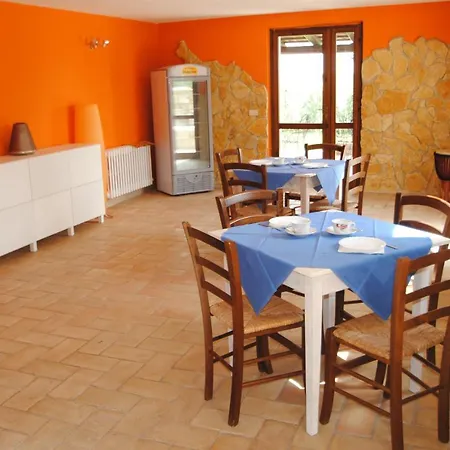 B&B Piccola Terra Country House And Pool *