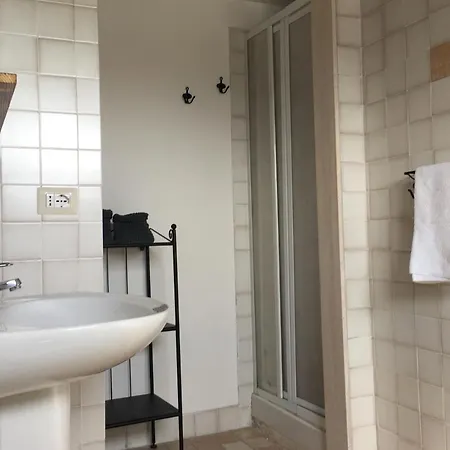 Piccola Terra Country House And Pool B&B *